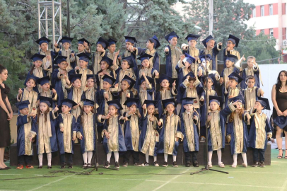 GKV Anaokulu öğrencilerine muhteşem kep töreni