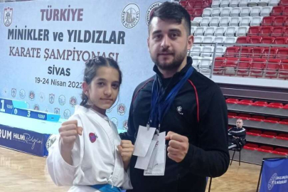 Melek Polat, Madalya ile döndü