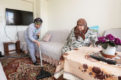 Vefa Hizmeti yaşlıların yüzünü güldürüyor