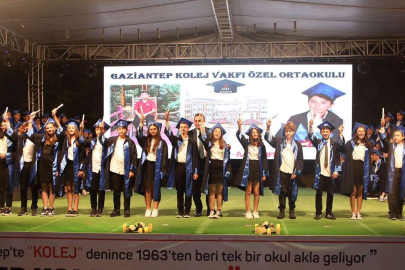 Gaziantep Kolej Vakfı Özel Ortaokulu’nda mezuniyet heyecanı