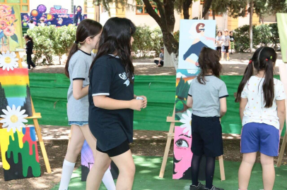 Kolej öğrencilerinden resim sergisi