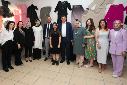 Fadıloğlu, 7 aile merkezindeki serginin açılışını yaptı