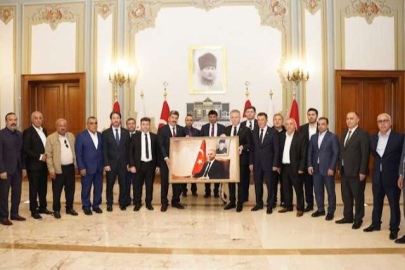 Gaziantepli Halı İhracatçıları İstanbul Valisi Davut Gül’ü Ziyaret Etti