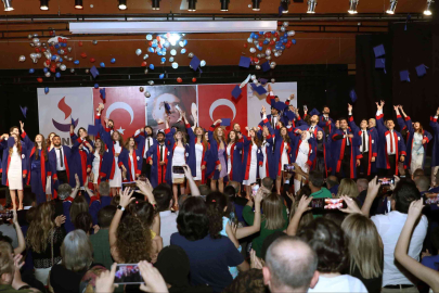 Sanko Üniversitesi Tıp Fakültesinde mezuniyet coşkusu