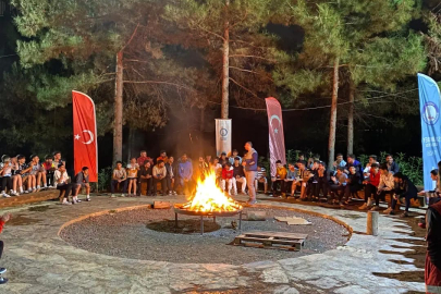 Dinç anısına kamp kurdular