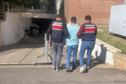 Birlikte ticaret yaptıkları vatandaşı alıkoyarak gasp eden 3 şahıs tutuklandı