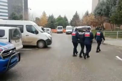 Jandarma dedektifleri aranan şahısların ensesinde