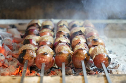 Kış aylarının vazgeçilmez lezzeti: Soğan kebabı