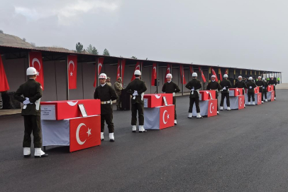 Şehitler törenle memleketlerine uğurlandı