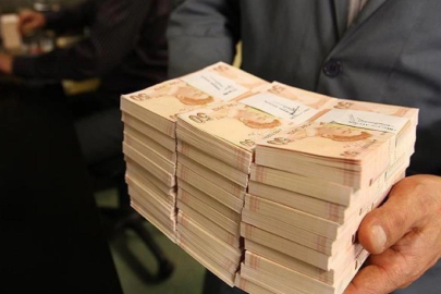 Faizler zirve yaptı: Bankada 500 bin lirası olan bu parayı alacak