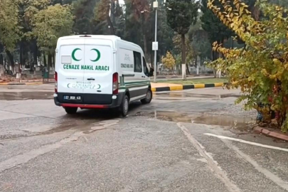 Kalbinden bıçaklanan 18 yaşındaki genç hayatını kaybetti