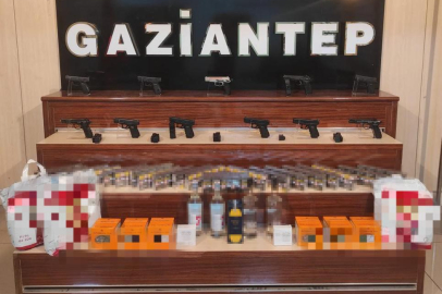 Gaziantep'te 11 adet kaçak tabanca ele geçirildi: 2 şahıs tutuklandı