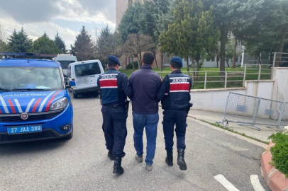 Gaziantep’te 28 yıl hapis cezasıyla aranan şüpheli yakalandı