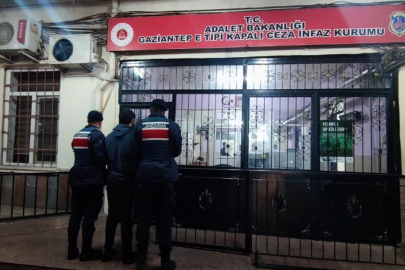 Yurda kaçak girmeye çalışan terörist sınırda yakalandı