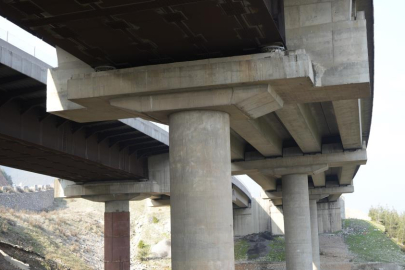 Dev viyadüklerdeki sıkıntı çelik malzemelerle giderildi