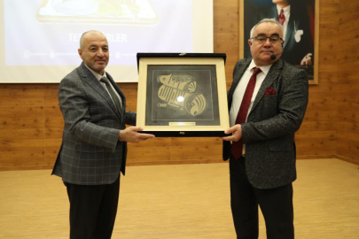 HKÜ’de “Türkiye Yüzyılı’nda Mühendislik Eğitimi” konferansı