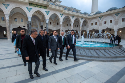 Sanayi ve Teknoloji Bakanı Kacır’dan Şahinbey’in devasa eserlerine tam not