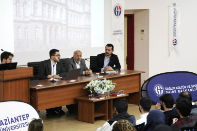 GAÜN’de 'Gençlerin Dilinden Erbakan' anma programı