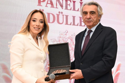 İpek Cıncıkcı’ya Anadolu’dan Yükselen Kadın Ödülü