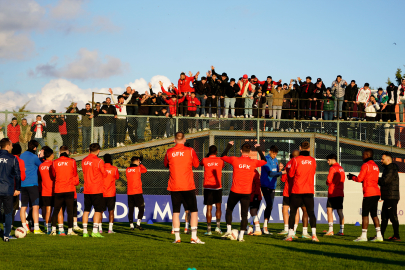 Gaziantep FK'lı futbolculara taraftar morali