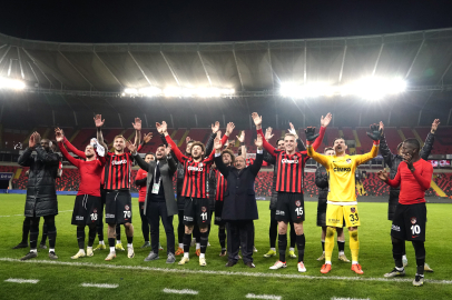 Gaziantep FK'da futbolcular konuştu; Hocamız gitti, değişiklik iyi geldi