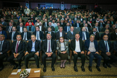İçişleri Bakanı Yerlikaya Gaziantep'te "Türkiye'nin Huzuru" Programında Konuştu