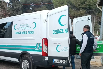 Koyun besicisi çiftliğinde öldürülmüş halde bulundu
