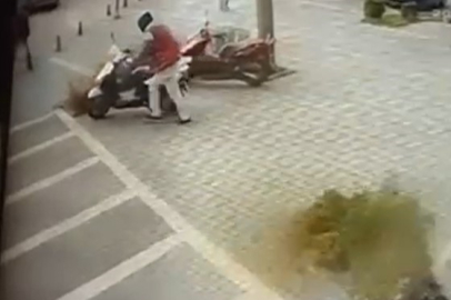Gaziantep'te motosiklet hırsızlığı kamerada