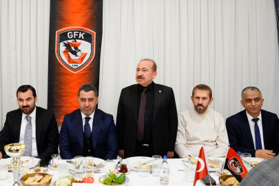 Tekerlekli Basketbol takımına iftar yemeği verildi