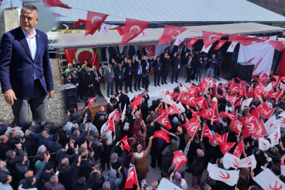 Yeniden Refah Partisi’nin Nurdağı adayı Hasan Dilek: Gümbür gümbür geliyoruz..."HEM FARK ATACAĞIZ HEM FARK YARATACAĞIZ"