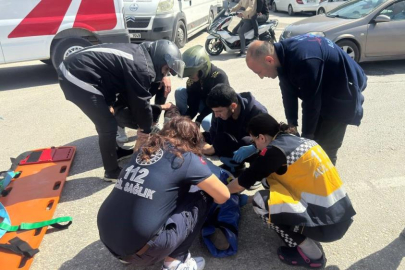 Otomobilin arkadan çarptığı motosikletin sürücüsü yaralandı