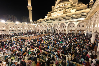 Kadir Gecesi’nde Şahinbey Millet Cami doldu taştı