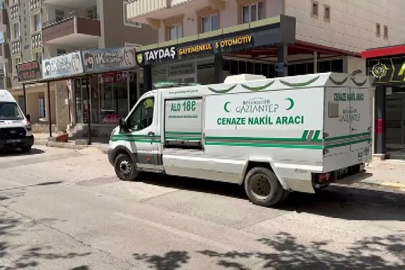Haber alınamayan erkek hemşire evinde ölü bulundu