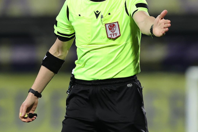 Fenerbahçe - Beşiktaş maçında Volkan Bayarslan düdük çalacak