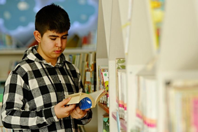 Çocuk Kütüphanesi sayesinde 4 yılda 400 kitap okudu