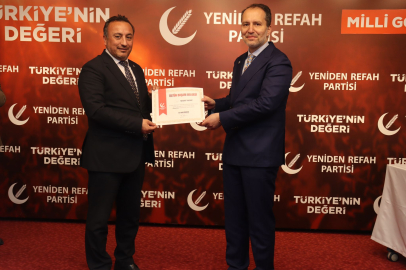 Fatih Erbakan'dan Gaziantep'e başarı belgesi