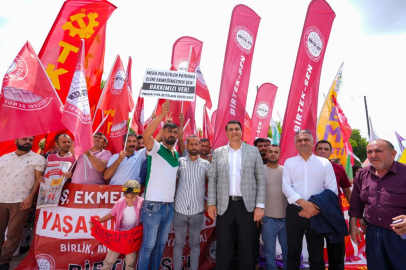 Yılmaz, işçinin bayram coşkusuna ortak oldu