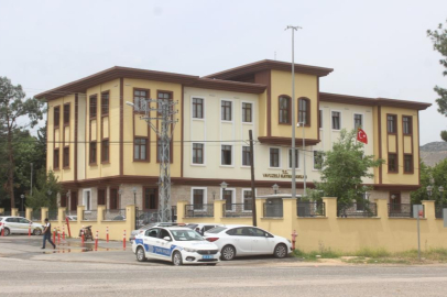 Yavuzeli'nde yeni kaymakamlık binası hizmete açıldı