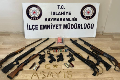 Meskun mahalde havaya silahla ateş açan 9 kişi yakalandı