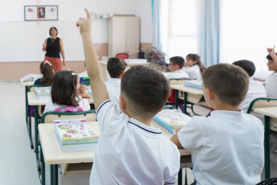 MEB duyurdu! Okullar 1 hafta erken kapanacak