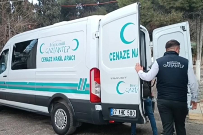 Kepçe ile duvar arasında sıkışan işçi hayatını kaybetti