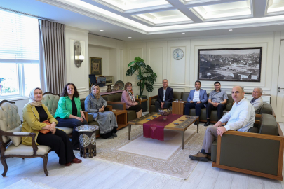 Fatma Şahin'e hayırlı olsun ziyareti