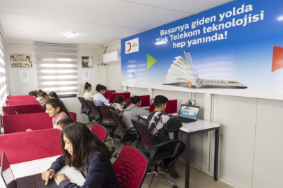 Deprem bölgesinde sınava girecek öğrencilere motivasyon desteği