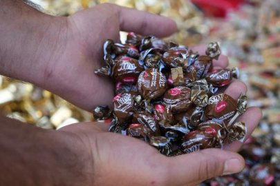 Rengarenk bayram şekerleri Gaziantep'te tezgahları süslemeye başladı