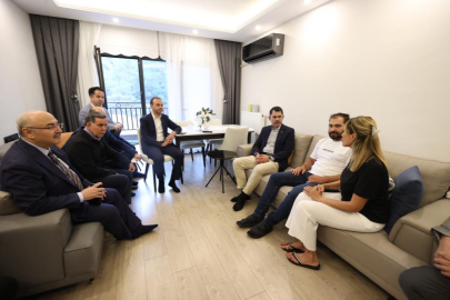 Bakan Kurum’dan TOKİ evlerinde oturmaya başlayan depremzedelere ziyaret