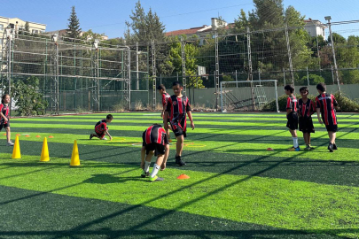 Ve.. Efsane Gaziantepspor sahaya indi! Antrenmanlar başladı