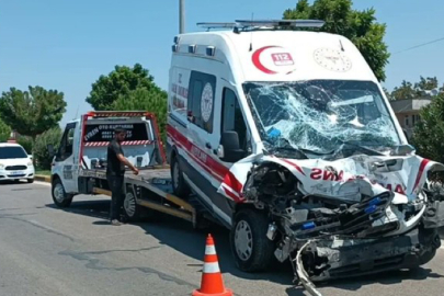 Gaziantep’te tankerle çarpışan ambulanstaki 3 sağlıkçı yaralandı