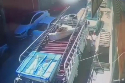 Sıkmak istediği halat kopunca nakliyeci 5 metrelik boşluğa düştü