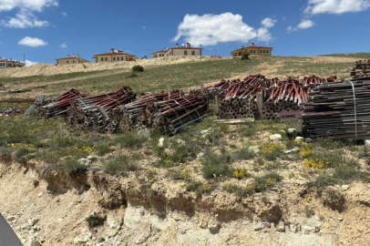 Deprem konutlarının inşaatında hırsızlık