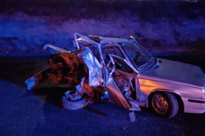 Gaziantep'te 2 otomobil çarpıştı: 1 ölü, 5 yaralı
